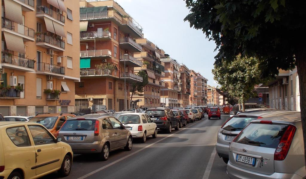 Roma Tourist House Hotel Bagian luar foto